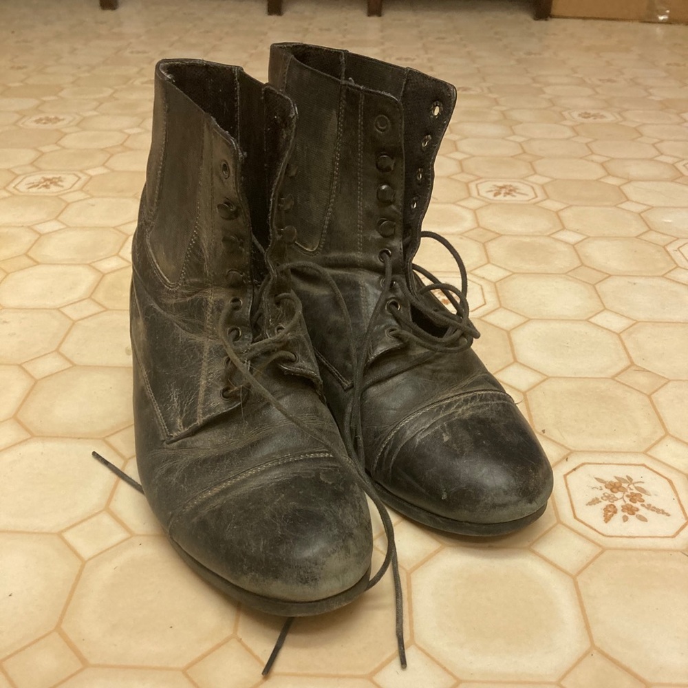 Old west English riding boots
